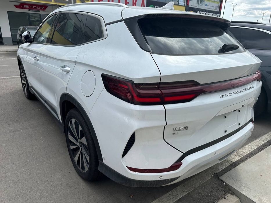 Byd song plus champion 605km 2023