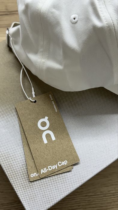 Продам кепку бренда On