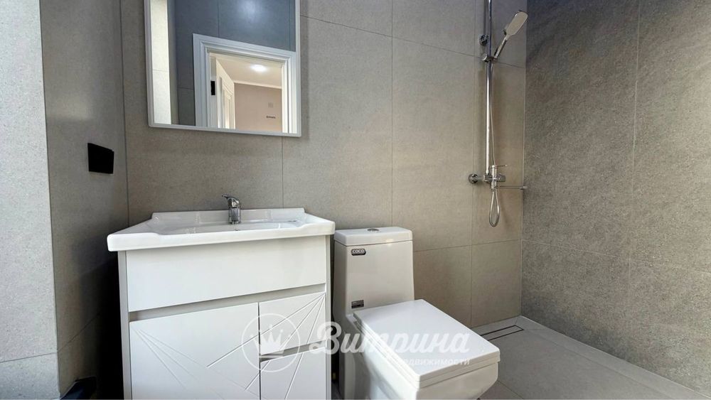 Коттедж в махалле Амира Темура , 5 комнатный  на 2-х сотках