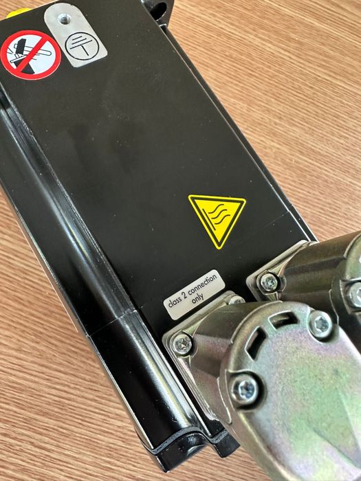 Servomotor BMH1003P17A2A Schneider Electric