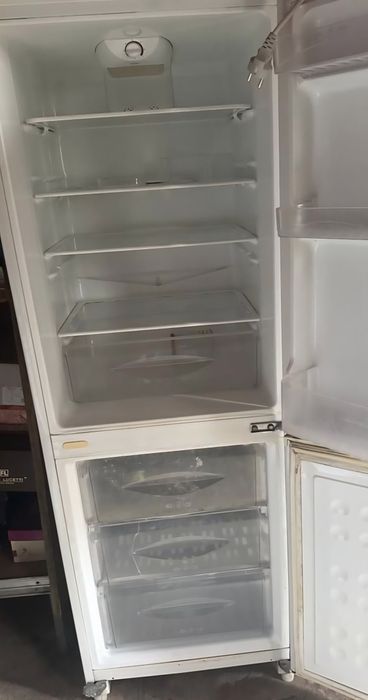 Продам  холодильник LG- No Frost
