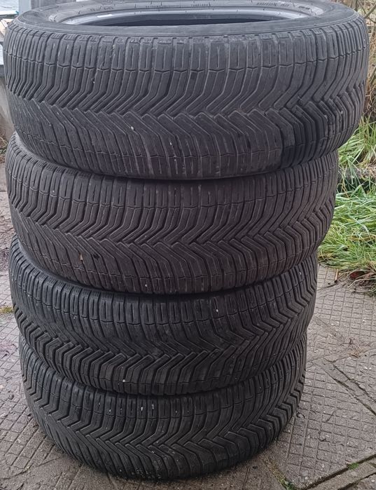 235/55/17 Michelin