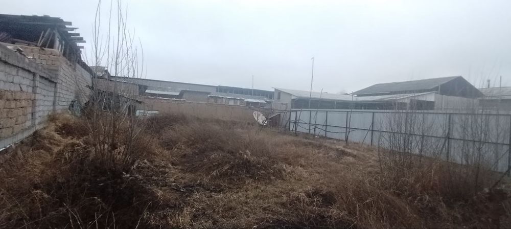 Ховли уй (участка) сотилади