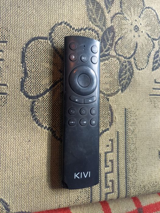 Телевизор KIVI 32 дюйма смарт