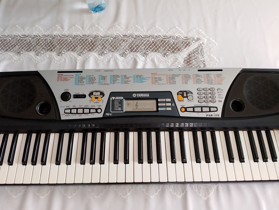 Музыкальная аппаратура, колонки, микшерный пульт, синтизатор, баян