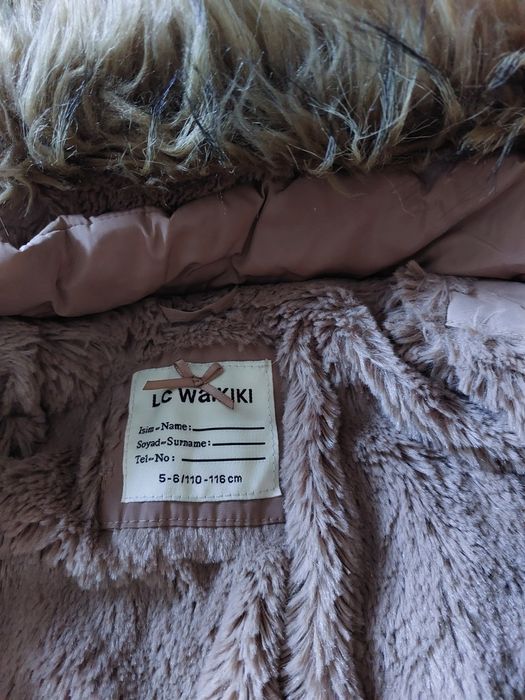 Куртки зимние для девочек 4000тг.