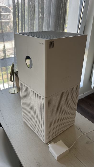 Xiaomi Smart Air Purifier 4 — работает, гудит мотор