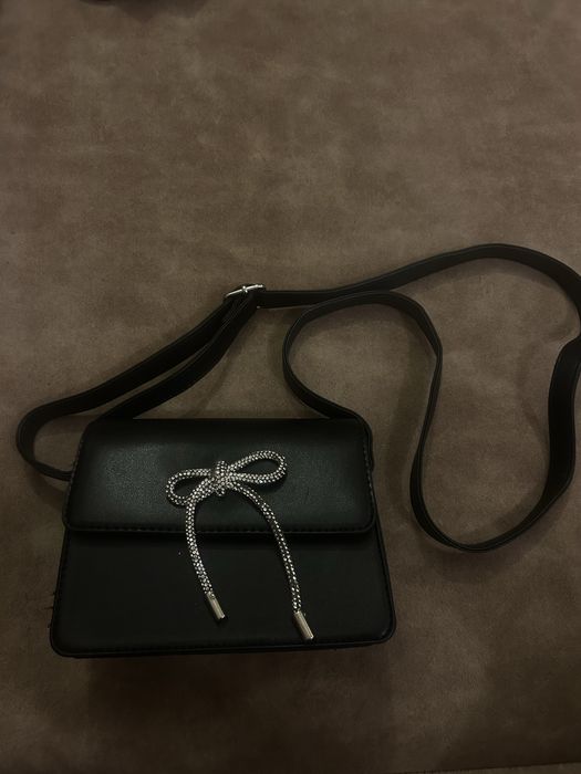 Black bow crossbody bag / coquette style
