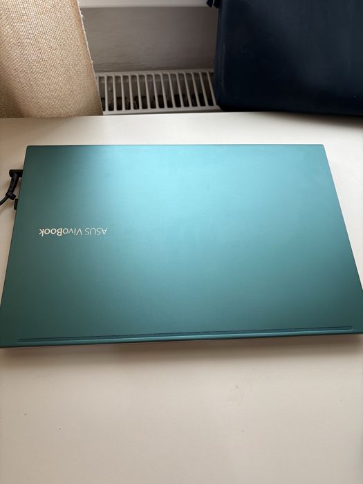 Laptop Asus VivoBook
