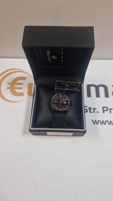 Ceas Balast pentru barbati din piele cu cadran negru Odin -P-