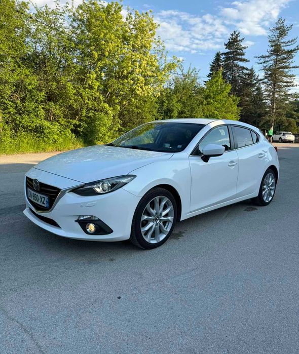 Mazda 3 2.2d Skyactiv Head-Up BOSE