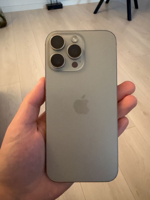 iPhone 16 Pro Max 256GB Natural Titanium