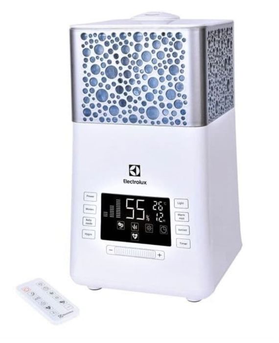 Увлажнитель воздуха с функцией ароматизации Electrolux EHU-3715D
