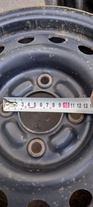 Продам диски на 14. Железные.