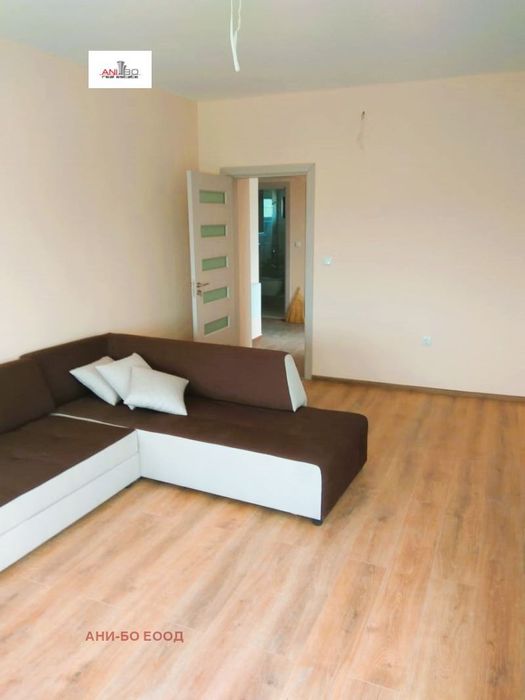 Къща в Варна, област-гр.Долни чифлик площ 370 цена 234500