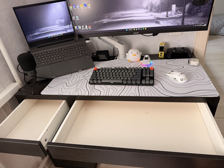 Продам стол из IKEA (ТОРГ!)