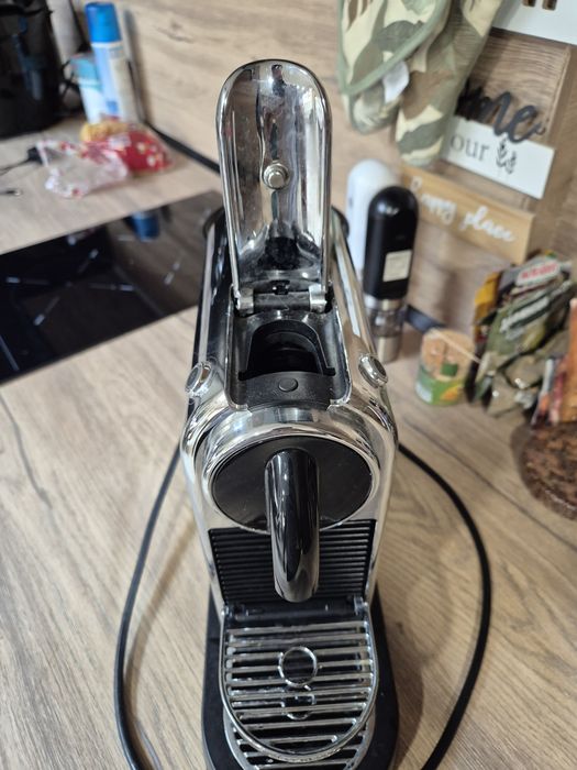 Кафе машина Nespresso D113