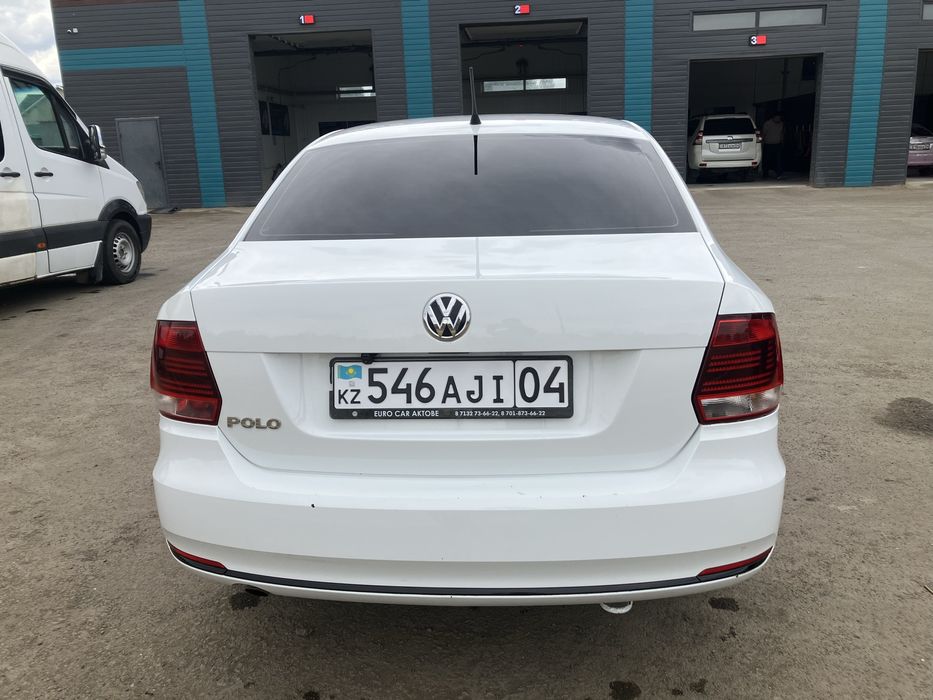 Продаю поло седан 2015