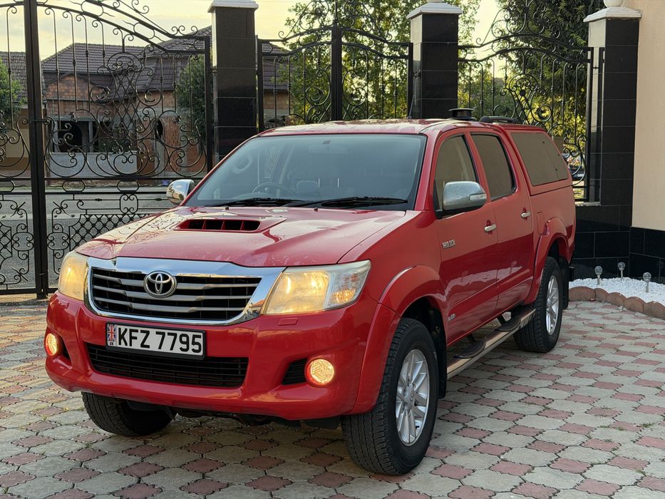 TOYOTA Hilux 2012 — imagine 2