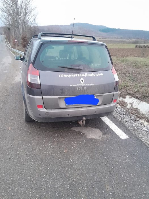 Vând  urgent sau schimb reno scenic 2