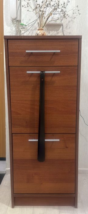 Продам Обувница б/у