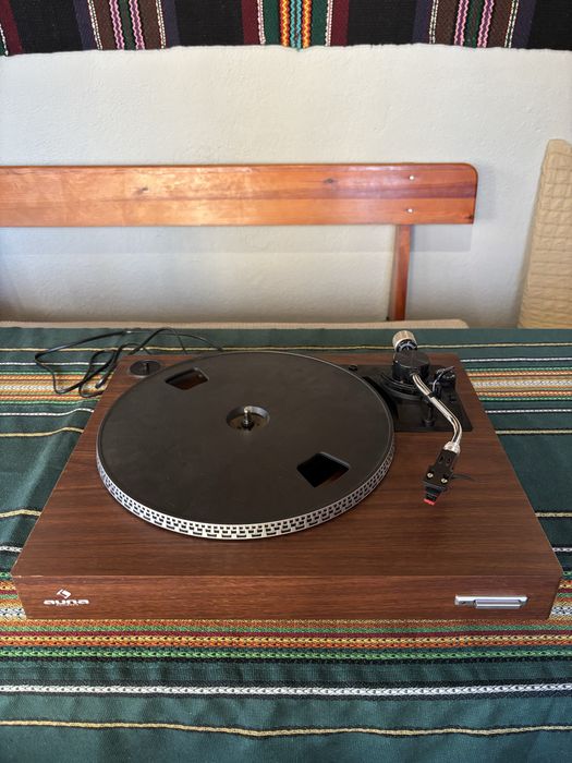 Грамофон Auna-ретро дизайн