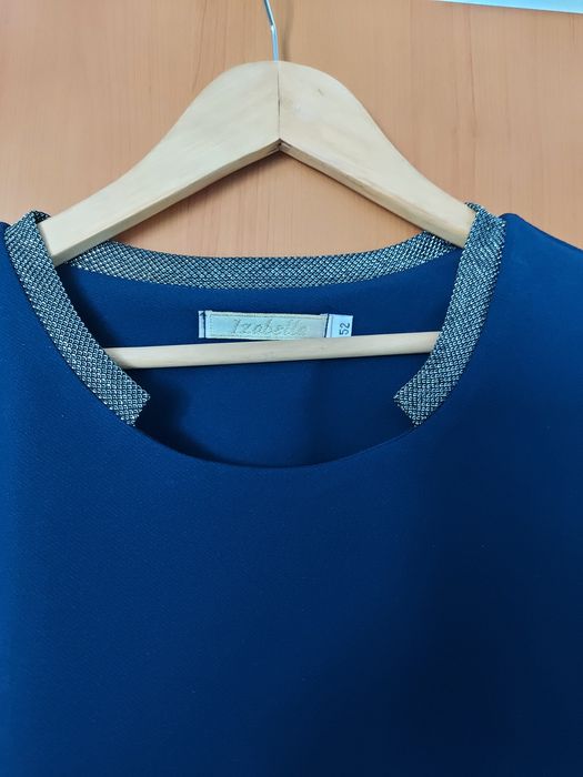 Продам платье,кофты,шорты.