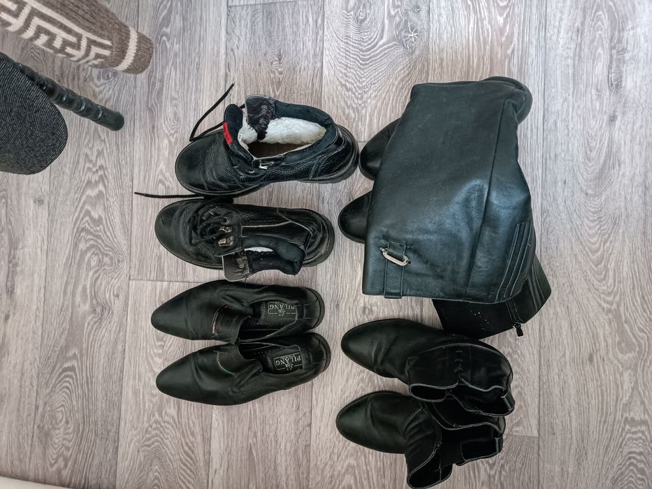 Отдам обувь и кофта мужская