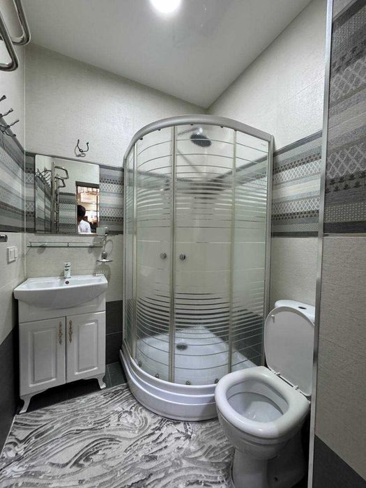 ПРОДАЕТСЯ 5/2/4 на: Чилонзор Ц квартал