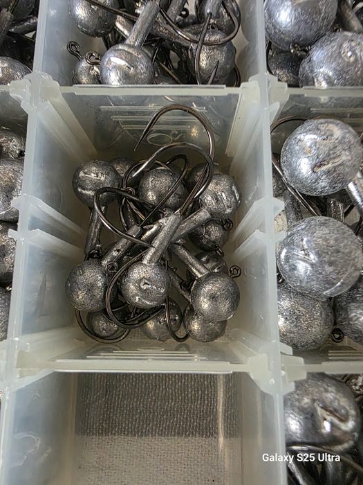 Jiguri fudo-171 buc+ cutie(naluci 7-10cm e jigul))