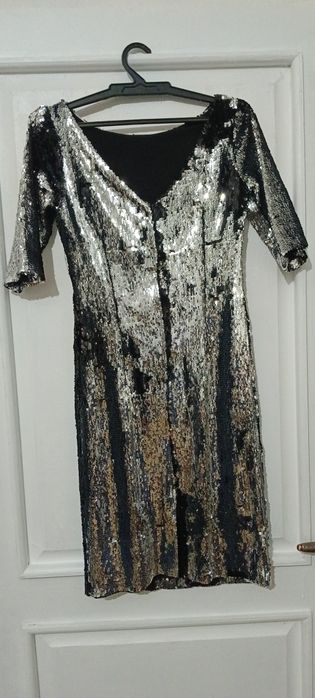 Вечерний платье продаю срочно