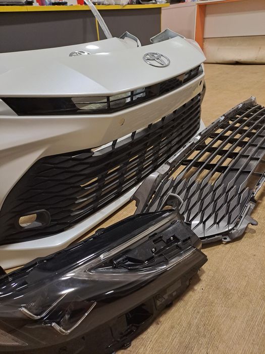 Бампер в сборе Камри 80