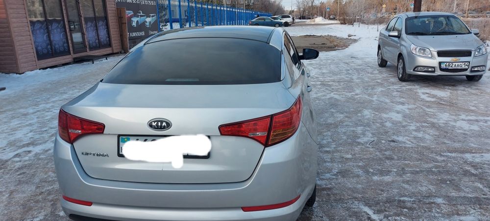 Автомобиль КIA OPTIMA