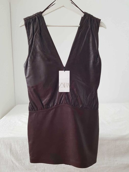 Рокля Zara от естествена кожа, нова, с етикет, размер XS