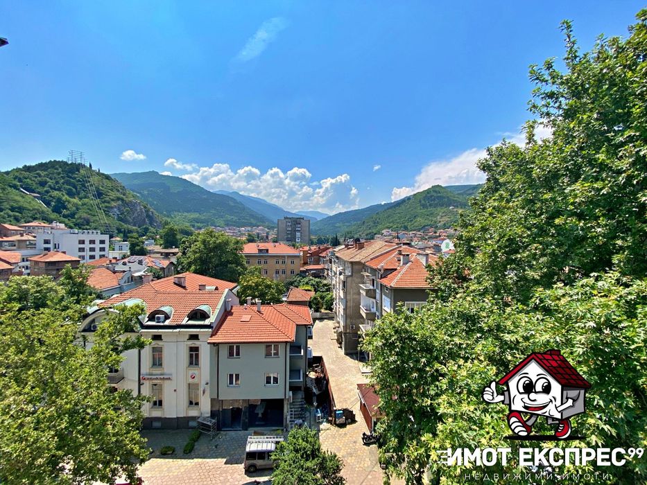 Помещение ново строителство, за офис, заведение, кантора, Супер Център