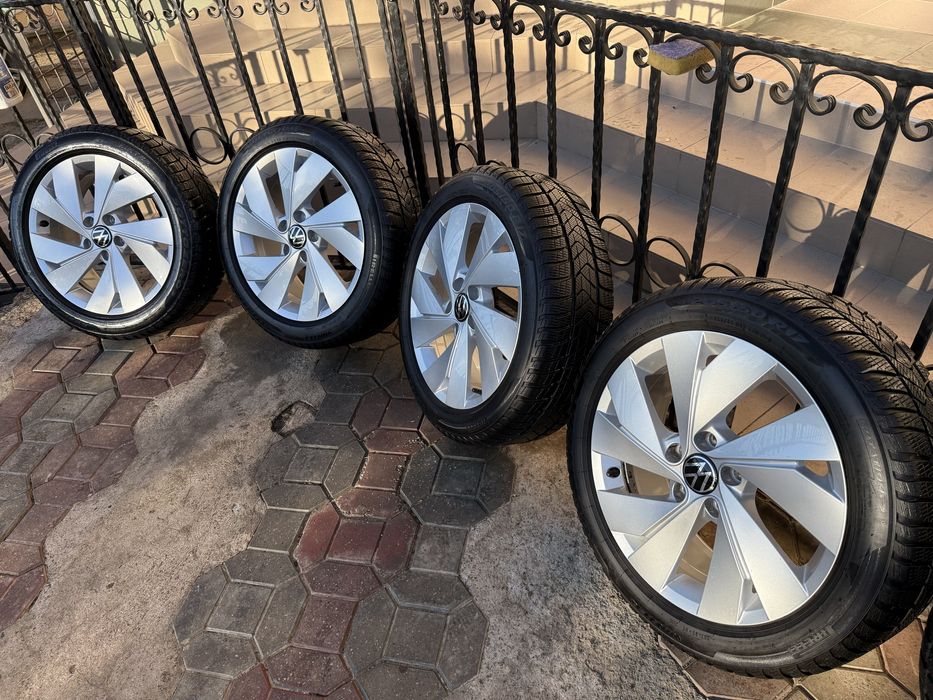 jante vw golf 7,golf 8,originale 17+anvelope 205.50.17 iarna