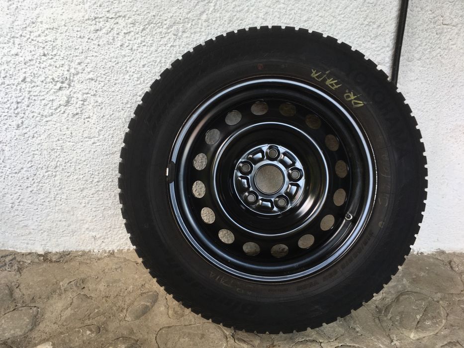 Vind set anvelope iarna pe genti otel cu senzori de presiune,