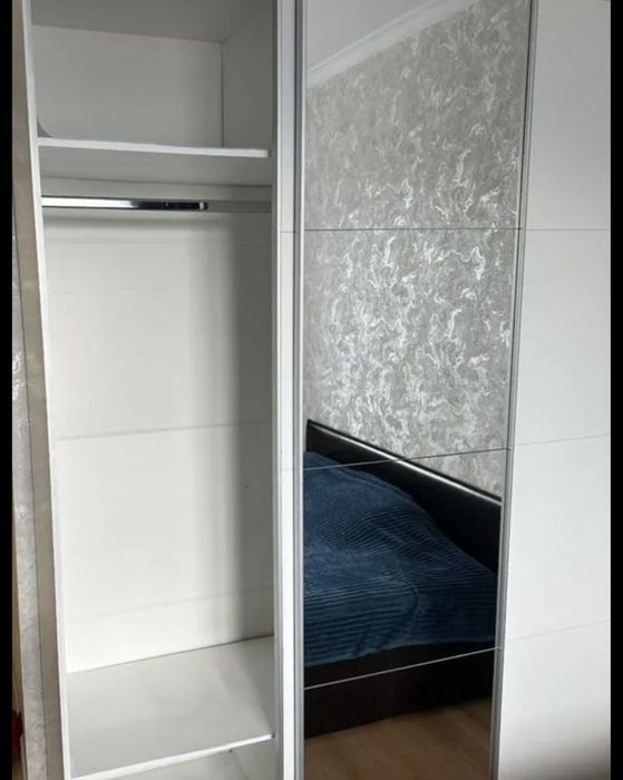 Шкаф купе белый продам