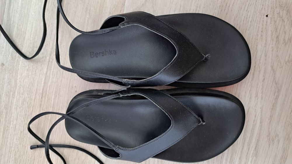 летние сандали bershka