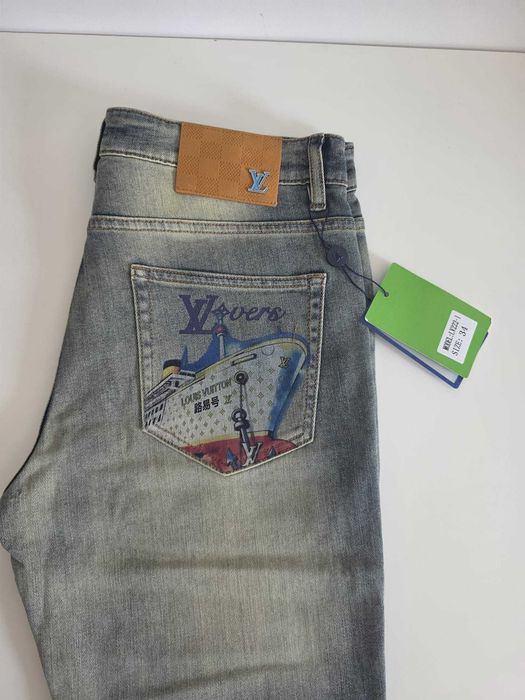 Blugi Louis Vuitton – Mărimea 34 (Noi cu etichetă)