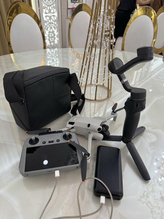 Дрон DJI Mini 4 Pro Fly More Combo Plus (DJI RC 2) белый