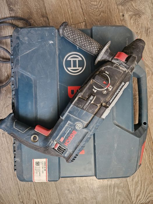 Перфоратор  BOSCH