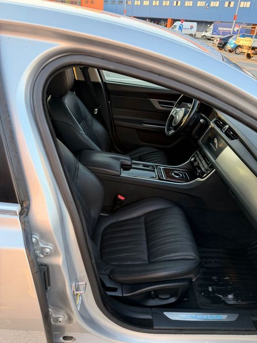 Jaguar xf primul proprietar
