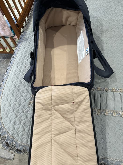 Продам переноску для новорожденного