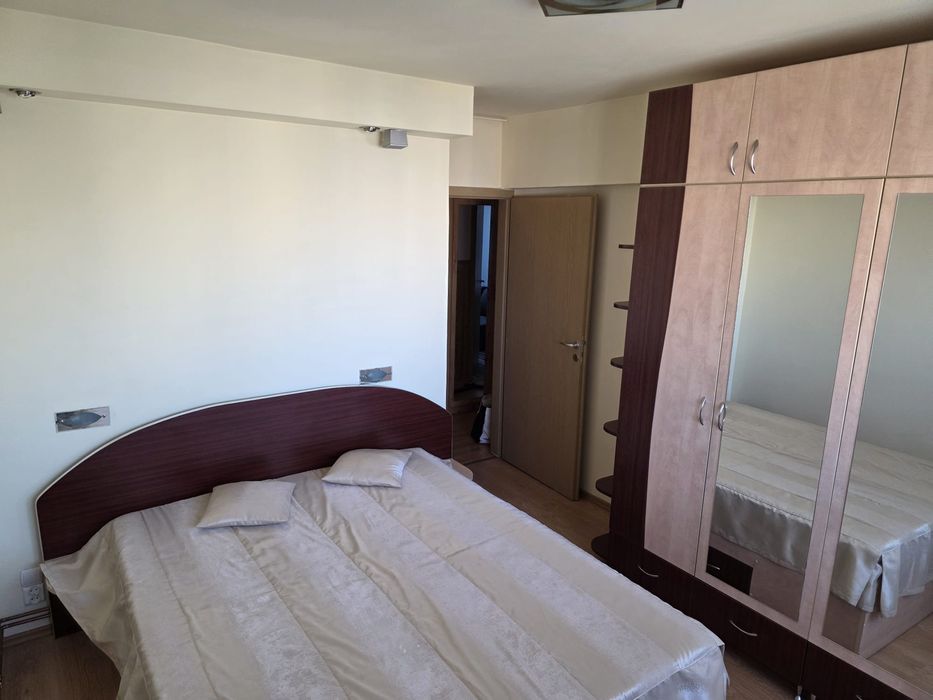 Închiriez apartament 3 camere zona centrala, Bdul Griviței nr 51