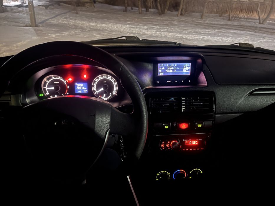 Продам приору 2, на полншм ходу, 2015 год