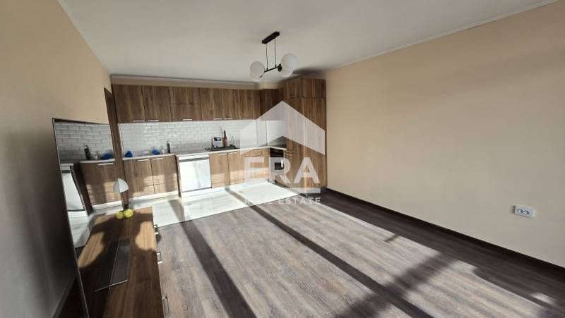 ЕРА ТЕРА предлага обзаведен двустаен апартамент в ж.к. Младост 1