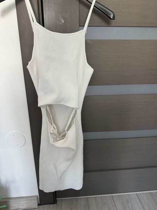 Rochia mini alba BERSHKA marimeaXS
