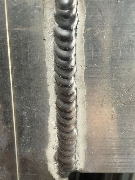 Aparat de sudura AC/DC