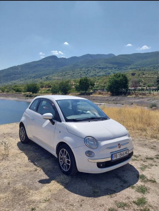 Fiat 500 2010 година